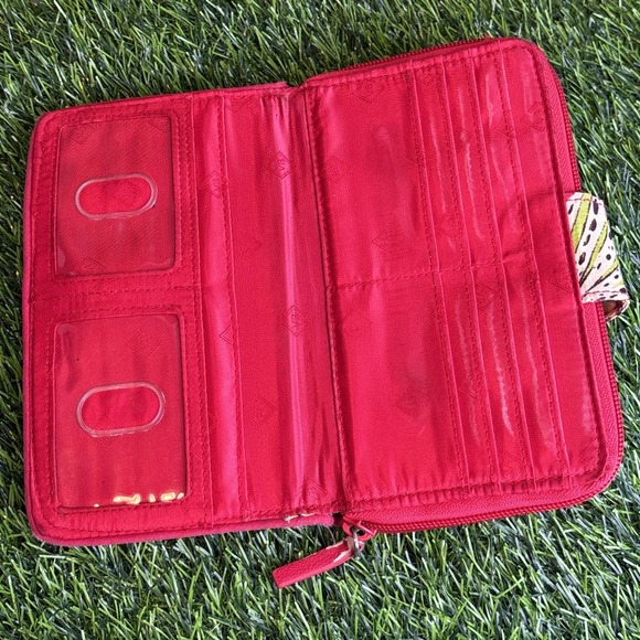 Vera‎ Bradley Quilted Zip Around Wallet Red Multicolor Floral Cotton - Picture 10 of 12